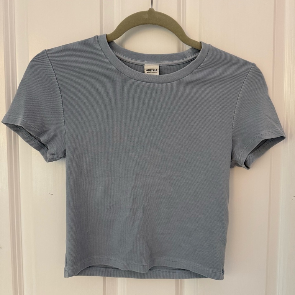 Aritzia HomeStretch™ Rib Tune Waist T-Shirt in Pale Blue